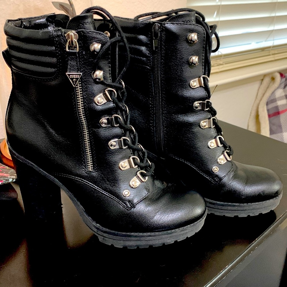 Like new GUESS boots